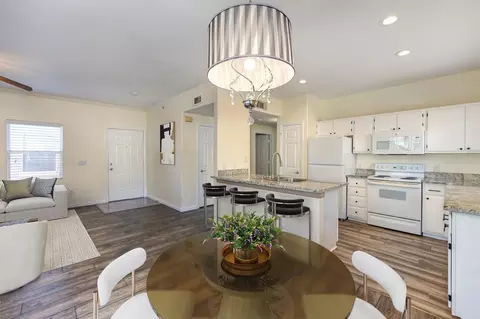 10001 Woodcreek Oaks Blvd #622, Roseville, CA 95747