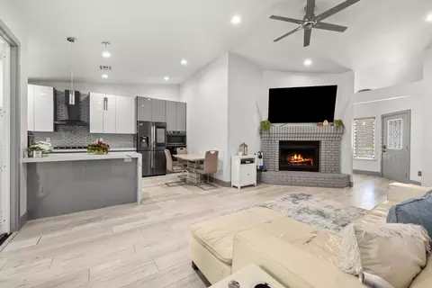 Living - 4405 Layburn Ct, Antelope, CA 95843 photo 4 of 4