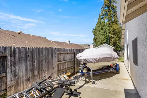 Exterior - 4405 Layburn Ct, Antelope, CA 95843 photo 15 of 19