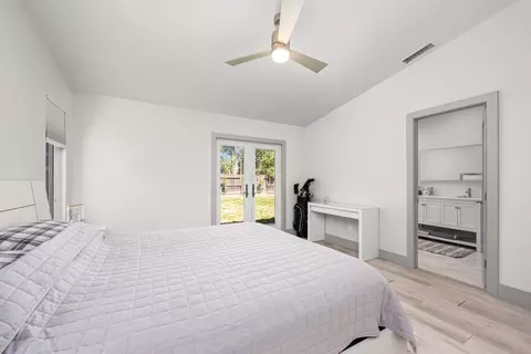 Bedroom - 4405 Layburn Ct, Antelope, CA 95843 photo 4 of 6