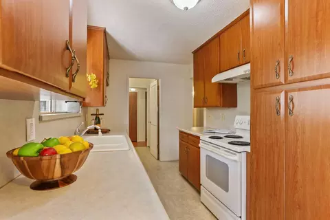 478 Hintz Ave, Tracy, CA 95376 photo 7