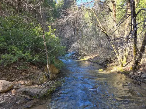 11469 Valencia Rd, Nevada City, CA 95959