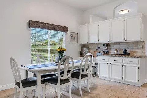 Kitchen - 2053 Taft Dr, Rocklin, CA 95765 photo 1 of 4