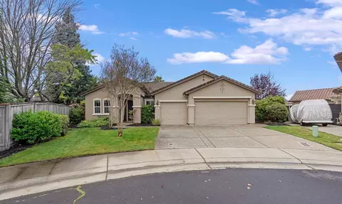 609 Jade River Ct, Roseville, CA 95678