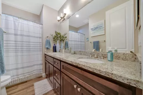 Bath - 704 Foothill Blvd, Ione, CA 95640 photo 4 of 4