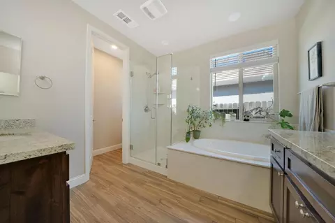 Bath - 704 Foothill Blvd, Ione, CA 95640 photo 2 of 4