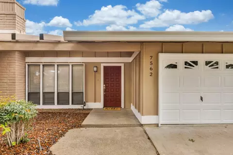 7562 Persimmon Ave, Sacramento, CA 95823