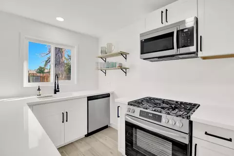 812 Dawn Dr, Modesto, CA 95350 photo 12