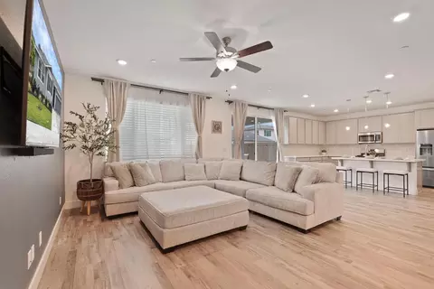 Living - 990 Ayers Ln, Galt, CA 95632 photo 1 of 3
