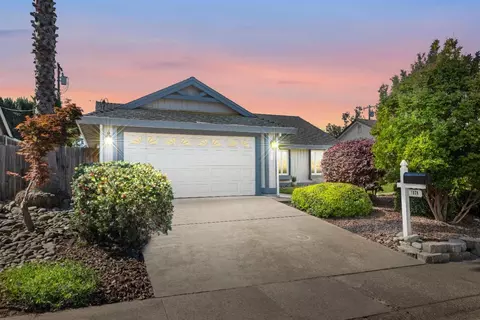 1078 Windermere Ave, Roseville, CA 95678
