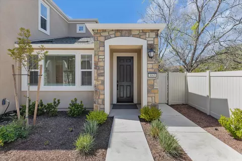 3065 Bernini Pl, Roseville, CA 95747