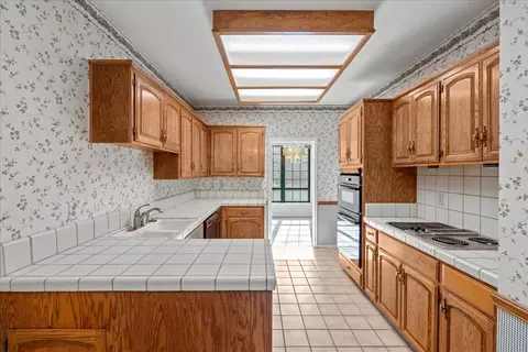 Kitchen - 1132 Rivergate Dr #11, Lodi, CA 95240 photo 1 of 4