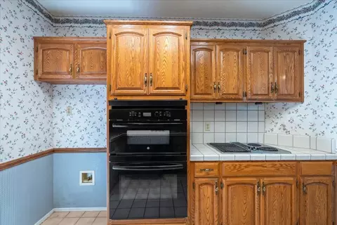 Kitchen - 1132 Rivergate Dr #11, Lodi, CA 95240 photo 4 of 4