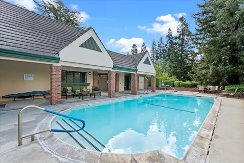 Exterior - 1132 Rivergate Dr #11, Lodi, CA 95240 photo 14 of 18
