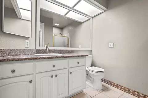 Bath - 1132 Rivergate Dr #11, Lodi, CA 95240 photo 1 of 7