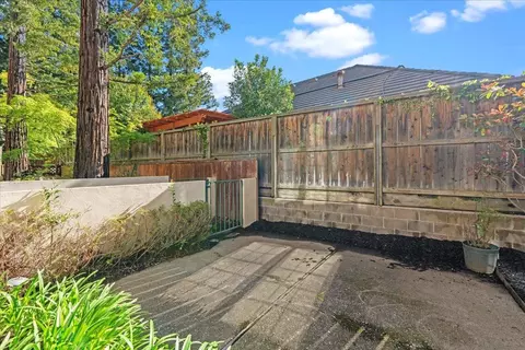 Exterior - 1132 Rivergate Dr #11, Lodi, CA 95240 photo 9 of 18
