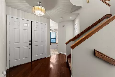 Entry Way - 1132 Rivergate Dr #11, Lodi, CA 95240 photo 3 of 7