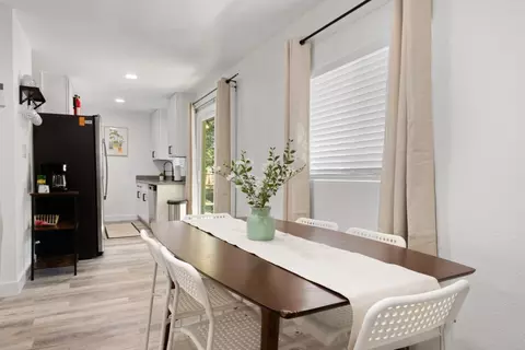 Dining - 7306 Lincoln Ave, Carmichael, CA 95608 photo 2 of 2