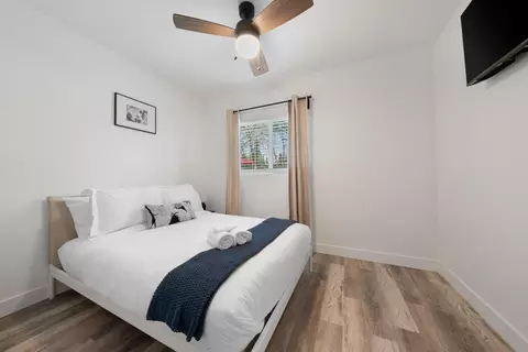 Bedroom - 7306 Lincoln Ave, Carmichael, CA 95608 photo 6 of 7