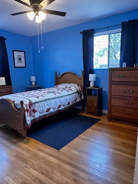 Bedroom - 1334 Armstrong Dr, Manteca, CA 95336 photo 2 of 2