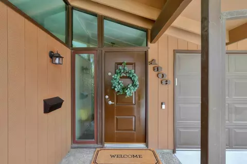 Entry Way - 1308 Notre Dame Dr, Davis, CA 95616 photo 2 of 3