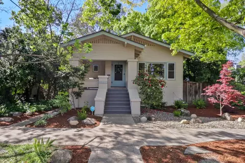2516 Portola Way, Sacramento, CA 95818