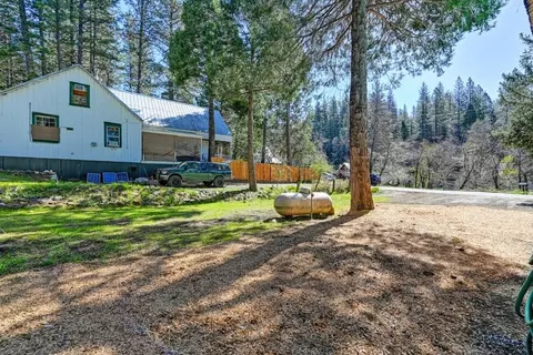 Exterior - 32835 Main St, Dutch Flat, CA 96714 photo 17 of 20