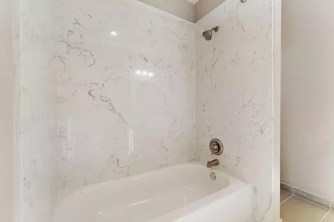 Bath - 511 Alicante Dr, Lodi, CA 95240 photo 5 of 7