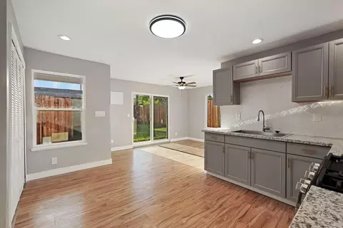 Kitchen - 511 Alicante Dr, Lodi, CA 95240 photo 8 of 9