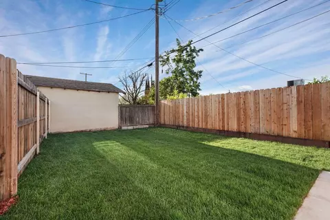 Exterior - 511 Alicante Dr, Lodi, CA 95240 photo 18 of 24