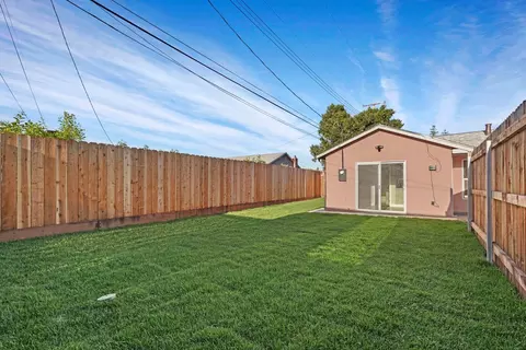 Exterior - 511 Alicante Dr, Lodi, CA 95240 photo 22 of 24