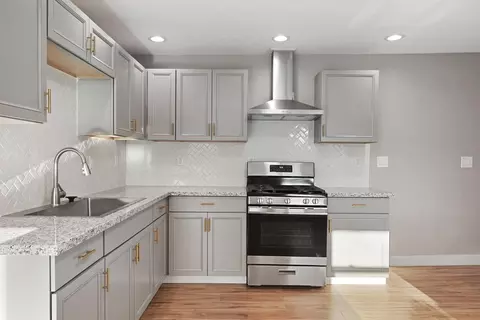 Kitchen - 511 Alicante Dr, Lodi, CA 95240 photo 9 of 9