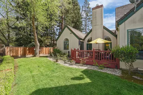 Exterior - 1142 Rivergate Dr #8, Lodi, CA 95240 photo 11 of 15