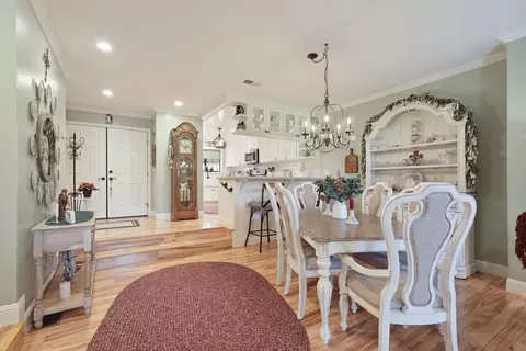 Dining - 1142 Rivergate Dr #8, Lodi, CA 95240 photo 2 of 2