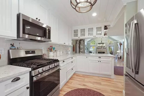 Kitchen - 1142 Rivergate Dr #8, Lodi, CA 95240 photo 4 of 8