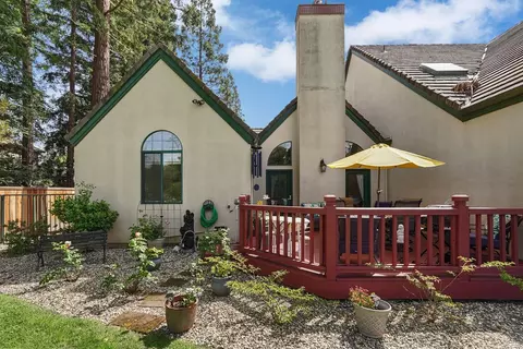Exterior - 1142 Rivergate Dr #8, Lodi, CA 95240 photo 10 of 15