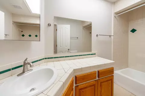 Bath - 5454 Oak Leaf Cir, Placerville, CA 95667 photo 8 of 9
