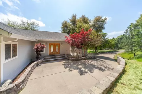 Exterior - 5454 Oak Leaf Cir, Placerville, CA 95667 photo 9 of 29
