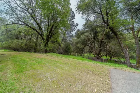Exterior - 5454 Oak Leaf Cir, Placerville, CA 95667 photo 26 of 29