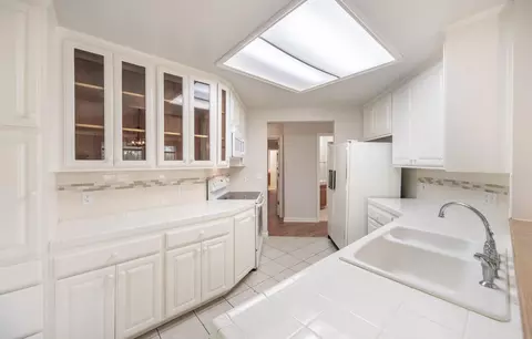 Kitchen - 5454 Oak Leaf Cir, Placerville, CA 95667 photo 6 of 7