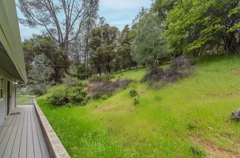 View/Area - 5454 Oak Leaf Cir, Placerville, CA 95667 photo 3 of 13