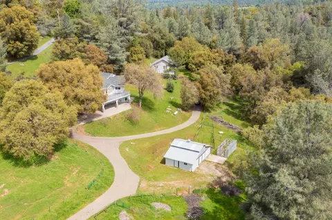 View/Area - 5454 Oak Leaf Cir, Placerville, CA 95667 photo 2 of 13