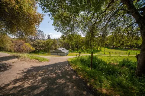 Exterior - 5454 Oak Leaf Cir, Placerville, CA 95667 photo 23 of 29