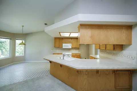 Kitchen - 4041 St Joseph Pl, Turlock, CA 95382 photo 1 of 5