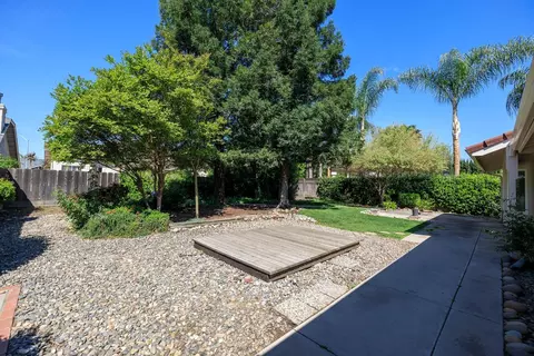 Exterior - 4041 St Joseph Pl, Turlock, CA 95382 photo 9 of 9