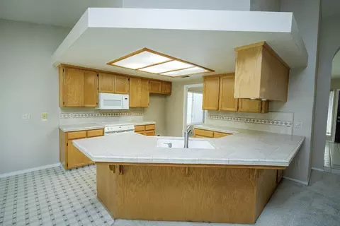 Kitchen - 4041 St Joseph Pl, Turlock, CA 95382 photo 2 of 5