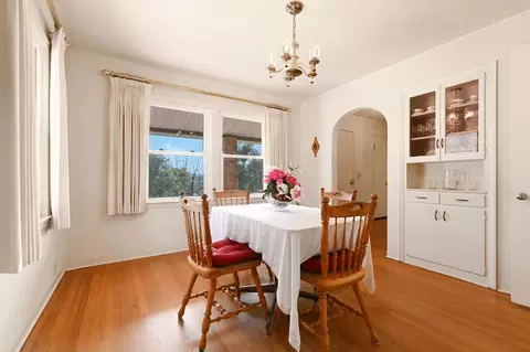 Dining - 309 E Sierra View Dr, Jackson, CA 95642 photo 3 of 3