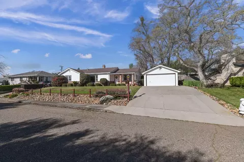 Exterior - 309 E Sierra View Dr, Jackson, CA 95642 photo 8 of 54