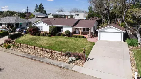 Exterior - 309 E Sierra View Dr, Jackson, CA 95642 photo 44 of 54