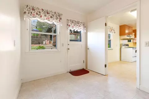 Entry Way - 309 E Sierra View Dr, Jackson, CA 95642 photo 1 of 1